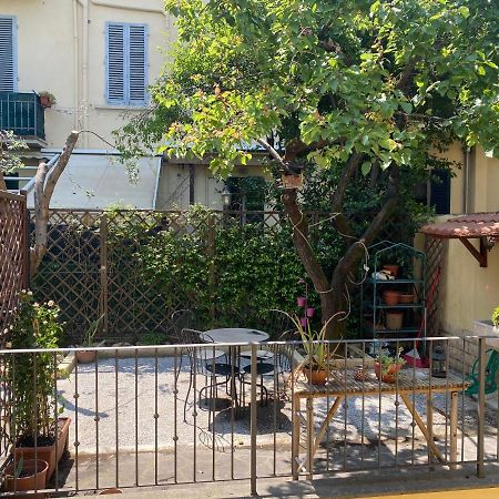 Appartamento Indipendente Con Giardino Fralu Firenze Kültér fotó